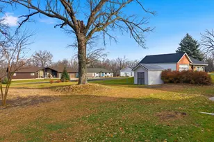 752 2nd St N, Brownton, MN 55312 - Photo 5