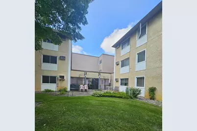 409 S Hudson Avenue #111, Spring Valley, MN 55975 - Photo 3