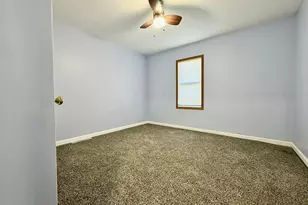 714 S Elm St, Lamberton, MN 56152 - Photo 11