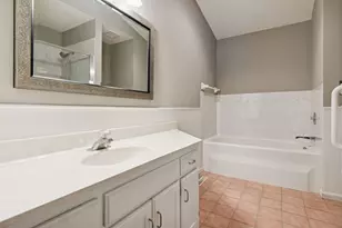 805 Southcross Dr E, Burnsville, MN 55306 - Photo 13