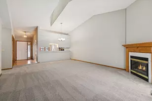 805 Southcross Dr E, Burnsville, MN 55306 - Photo 9