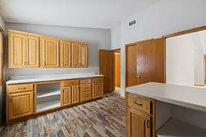 805 Southcross Drive E, Burnsville, MN 55306 - Photo 19