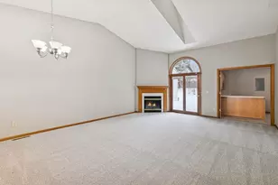 805 Southcross Dr E, Burnsville, MN 55306 - Photo 5