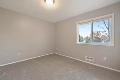 1076 Sibley Street S, Shakopee, MN 55379 - Photo 5