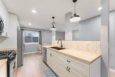 8765 Ironwood Avenue S, Cottage Grove, MN 55016 - Photo 3