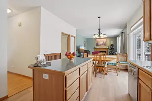 3913 Oxford Dr, Woodbury, MN 55125 - Photo 19