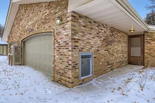 1935 Harbor Ln N, Plymouth, MN 55447 - Photo 3