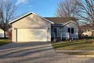 311 Kendall Ave S, Thief River Falls, MN 56701 - Photo 1