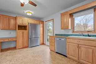 230 Aurora Ln, Circle Pines, MN 55014 - Photo 9