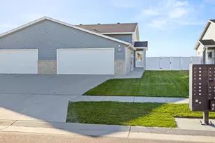 3384 Maple Leaf Loop S, Fargo, ND 58104 - Photo 43