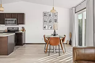 3384 Maple Leaf Loop S, Fargo, ND 58104 - Photo 11