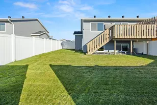 3384 Maple Leaf Loop S, Fargo, ND 58104 - Photo 39