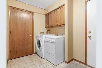 1220 Ravenswood Court, Shoreview, MN 55126 - Photo 17