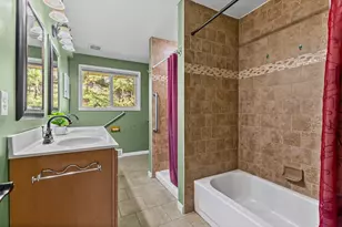 1425 Orkla Dr, Golden Valley, MN 55427 - Photo 9