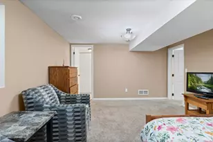 1425 Orkla Dr, Golden Valley, MN 55427 - Photo 19