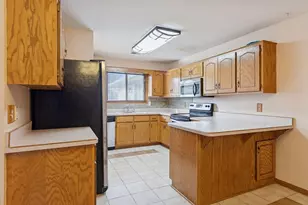 410-4 White Bear Pkwy, White Bear Lake, MN 55110 - Photo 5