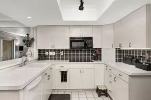 6105 Lincoln Dr, Edina, MN 55436 - Photo 15