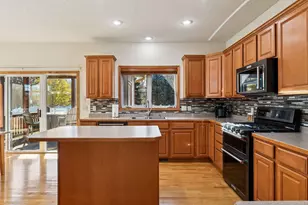 6685 Walnut Dr, Minnetrista, MN 55364 - Photo 23