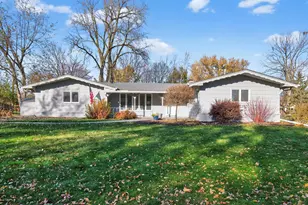 6020 Wynnwood Rd, Golden Valley, MN 55422 - Photo 1