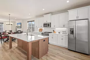 13565 Territorial Cir N, Maple Grove, MN 55369 - Photo 3