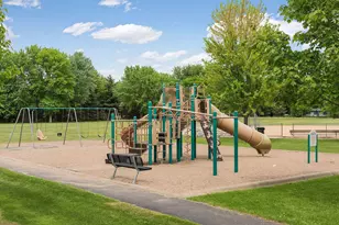 13565 Territorial Cir N, Maple Grove, MN 55369 - Photo 21