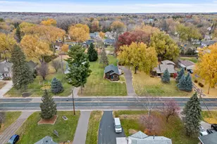 2695 Harvester Ave E, Maplewood, MN 55119 - Photo 3