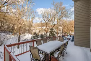 4902 Beacon Hill Rd, Minnetonka, MN 55345 - Photo 49