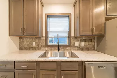 422 Court Avenue N, Sandstone, MN 55072 - Photo 11