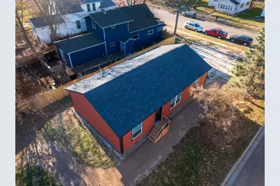 422 Court Avenue N, Sandstone, MN 55072 - Photo 3