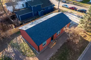 422 Court Ave N, Sandstone, MN 55072 - Photo 3