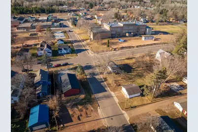 422 Court Avenue N, Sandstone, MN 55072 - Photo 49