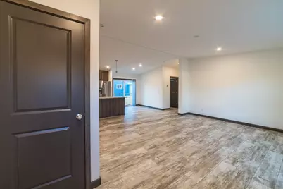 422 Court Avenue N, Sandstone, MN 55072 - Photo 7