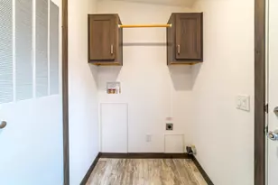 422 Court Ave N, Sandstone, MN 55072 - Photo 17