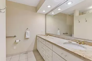 50 Kimberly Ln N, Plymouth, MN 55447 - Photo 13