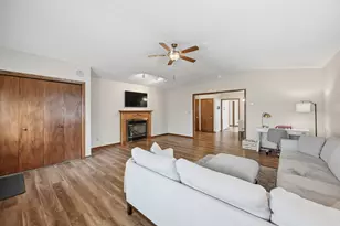 606 S 10th St, Olivia, MN 56277 - Photo 13