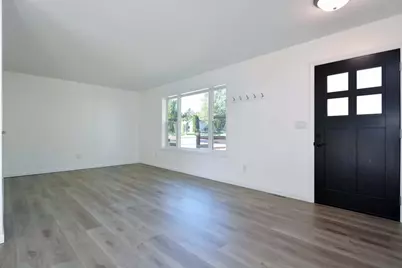 6231 Red Fox Run, North Branch, MN 55056 - Photo 5