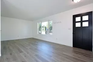 6231 Red Fox Run, North Branch, MN 55056 - Photo 5