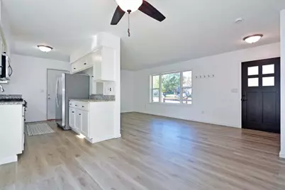 6231 Red Fox Run, North Branch, MN 55056 - Photo 7