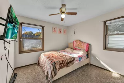 5215 Washburn Avenue N, Minneapolis, MN 55430 - Photo 11