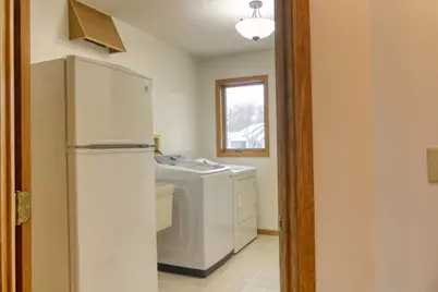 728 Laurie Court, Maplewood, MN 55117 - Photo 13