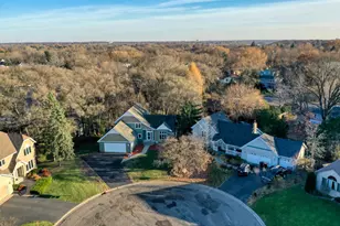 728 Laurie Ct, Maplewood, MN 55117 - Photo 29