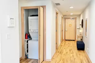 215 10th Ave S, Minneapolis, MN 55415 - Photo 7