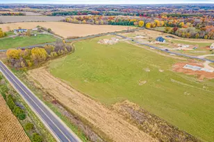 390 Candy Ln, River Falls, WI 54022 - Photo 3