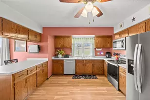 4245 Plum Creek Rd, Elko New Market, MN 55020 - Photo 3