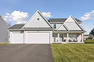 8555 197th St W, Lakeville, MN 55044 - Photo 5