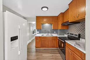 1654 Edmund Ave, Saint Paul, MN 55104 - Photo 9