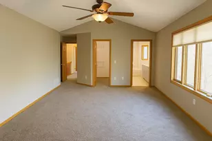 5887 Blackberry Bridge Path, Inver Grove Heights, MN 55076 - Photo 15