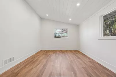 1029 Sommers Street N, North Hudson, WI 54016 - Photo 23