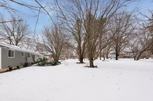 112308 Baxter Ct, Chaska, MN 55318 - Photo 33