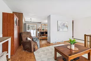 112308 Baxter Ct, Chaska, MN 55318 - Photo 11